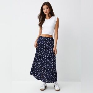 Simons Twik Floral Maxi Skirt in Navy/Midnight Blue